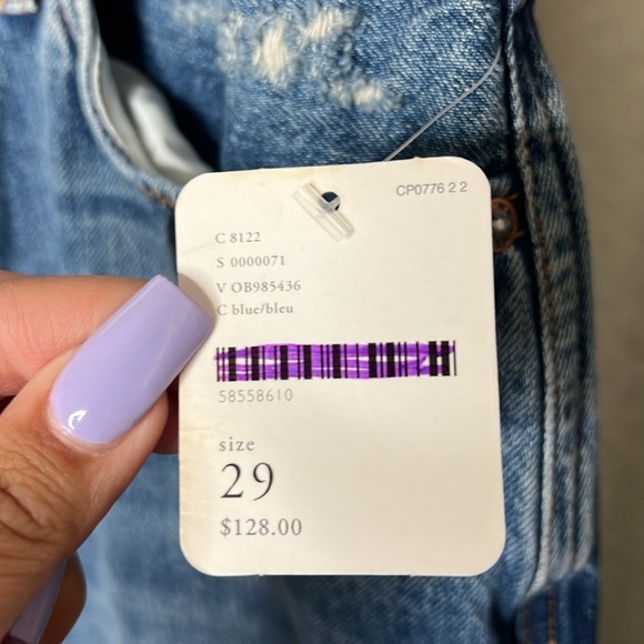 597 - We The Free NWT Free People Distressed Blue Jeans, Size 29 - Picture 4 of 10